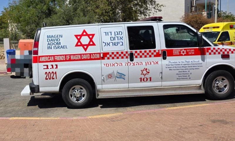 פעוטה בת 15 חודשים מתה לאחר שנשכחה ברכב בדימונה