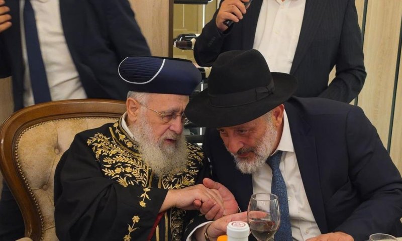 הראשון לציון הורה לדרעי: "אסור להתמהמה בהעברת חוק לימוד תורה"