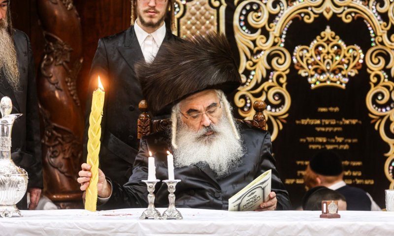הרבי מדושינסקיא ישבות בלונדון &bull; כל אירועי וזמני שבת סליחות