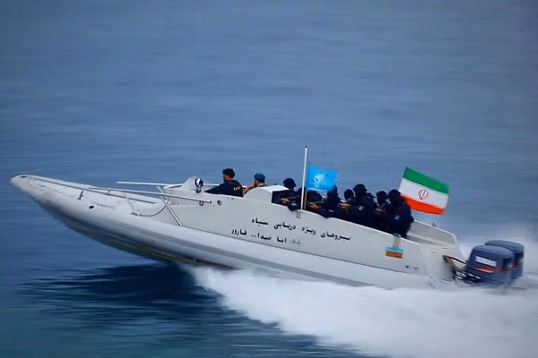 למנוע מעבר ספינות דרך עומאן: משמרות המהפכה פרסו כוחות מיוחדים 