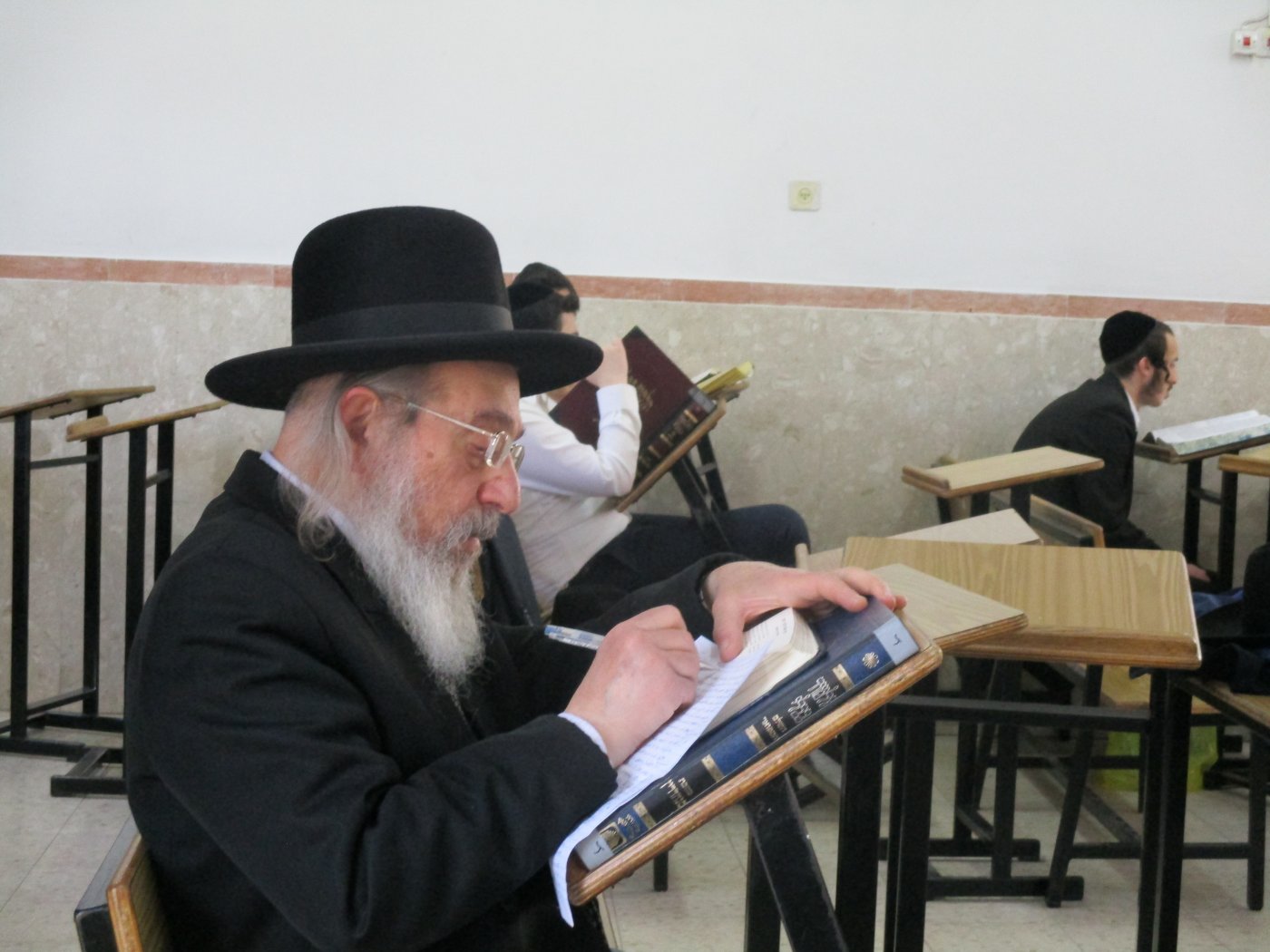 ארכיון