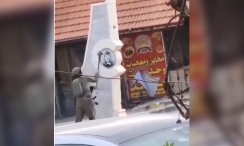 חייל הושעה לאחר שהשחית אנדרטה לזכר ערפאת, בן גביר תקף