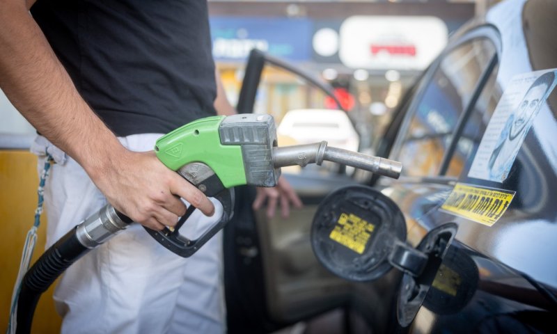 בדרך להוזלה: מחירי הדלק צפוים לרדת כבר בתחילת השבוע