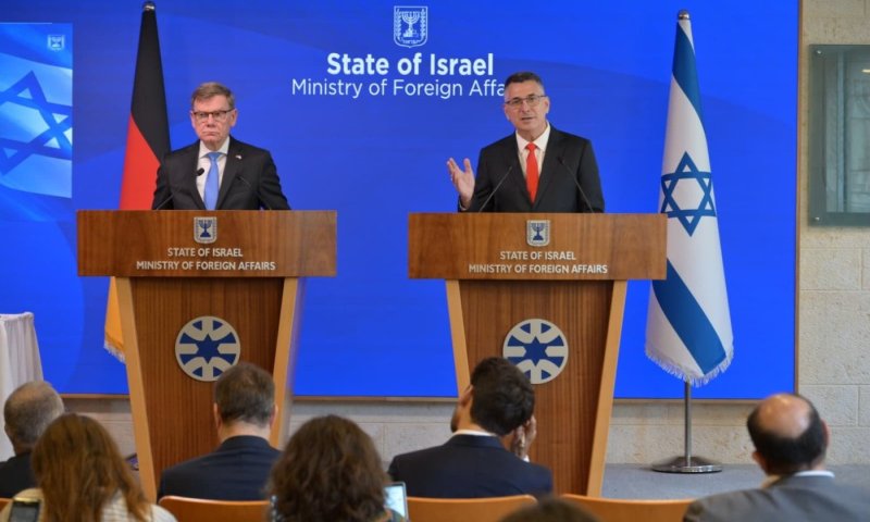שר החוץ הגרמני: "חיזבאללה המקור לבעיות. סובלים מהטרור שלו"