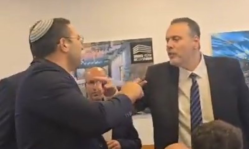 כמעט הלכו מכות: הקרב בין השרים בממשלה &bull; צפו