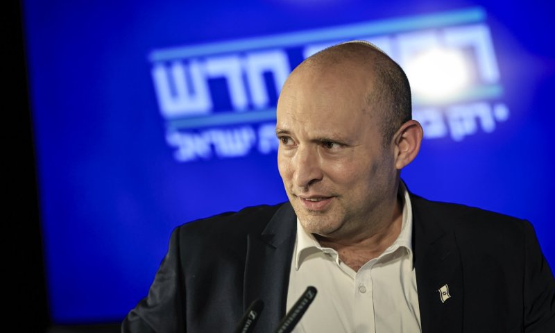 בנט חוזר עם הבטחות גדולות: מלחמה בחרדים, בגיוס וביוקר המחיה