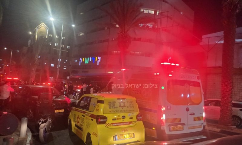 קטטה המונית במהלך חתונה בבני ברק: פצוע בינוני פונה לבית החולים 