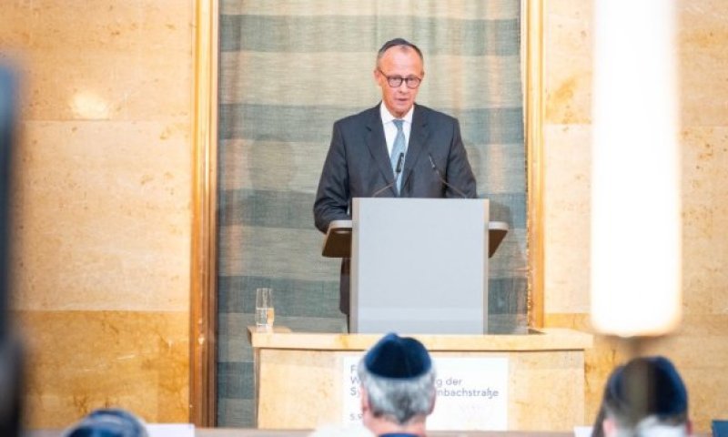 קנצלר גרמניה מרץ: החיים היהודיים מאוימים יותר מבעבר