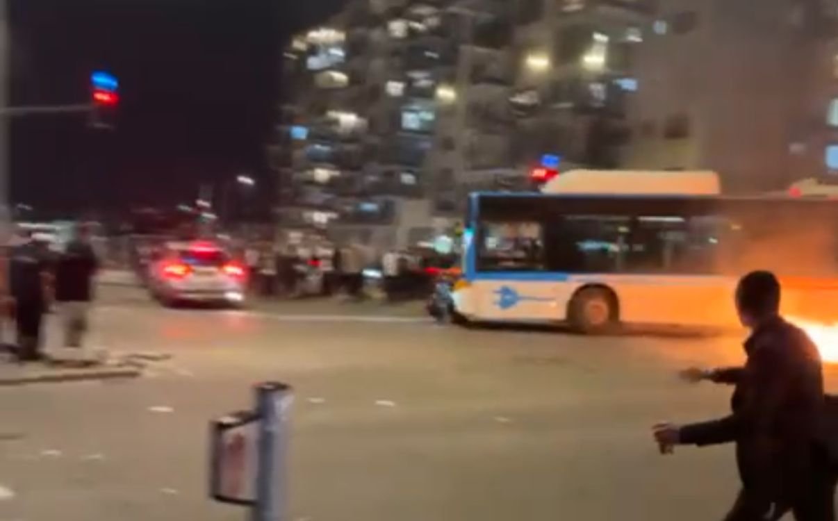 בחדרי
