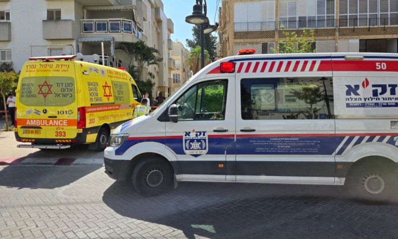 בן 70 נפל אל מותו בעת שבנה סוכה במרפסת
