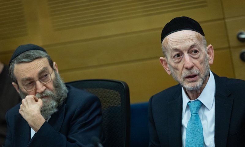 "זרקו אותם כמו כלבים": מתקפה חריפה על הדחתם הדרמטית של גפני ומקלב