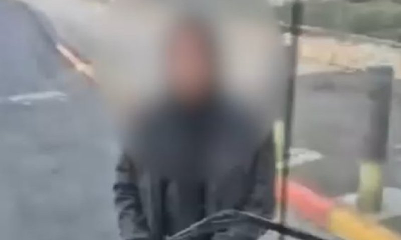 בן 17 מרמות נעצר בחשד לתקיפת עובד תברואה ונהג אוטובוס בירושלים
