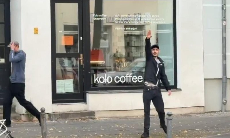גרמניה: צעיר אנטישמי הצדיע "הייל היטלר" ואיים לרצוח יהודי