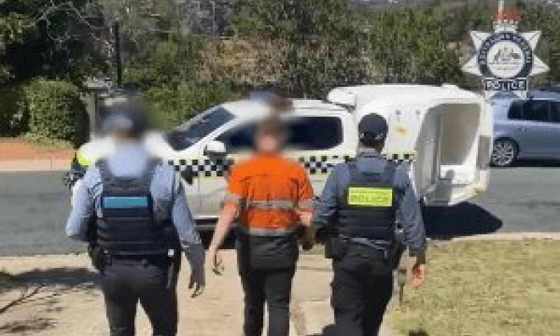 אלפים הפגינו בסידני נגד הרצוג: עימותים אלימים ו-27 עצורים