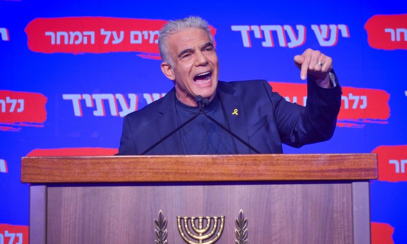 עימות חריף בין אוחנה ללפיד: "מדבר מבורות כתחביב"