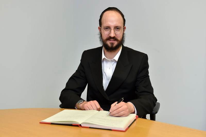 באדיבות המצלם