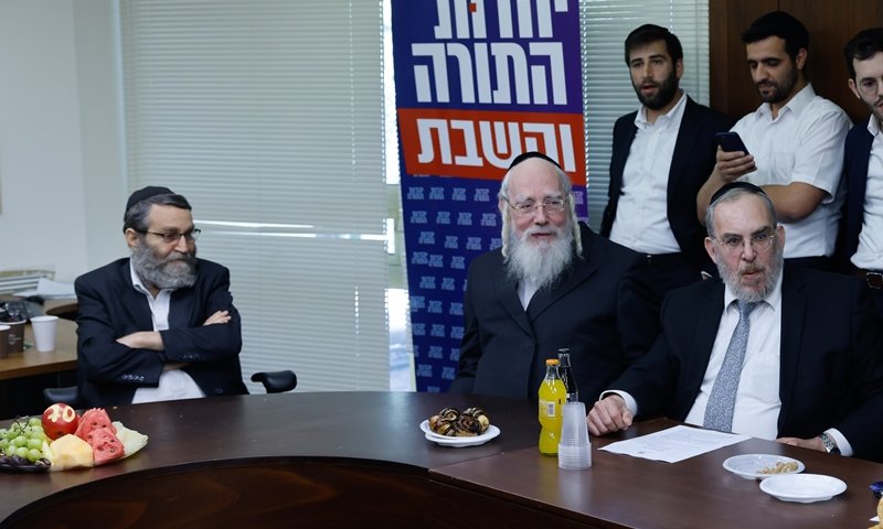 נתניהו נערך לחלוקה מחודשת של תיקי יהדוה"ת - זו הדרישה של דרעי