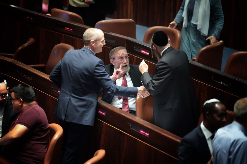 ישי ירושלמי, בחדרי חרדים