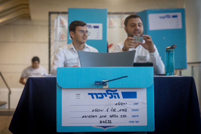 יונתן זינדל, פלאש 90