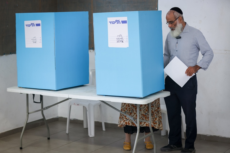 דוד כהן, פלאש 90