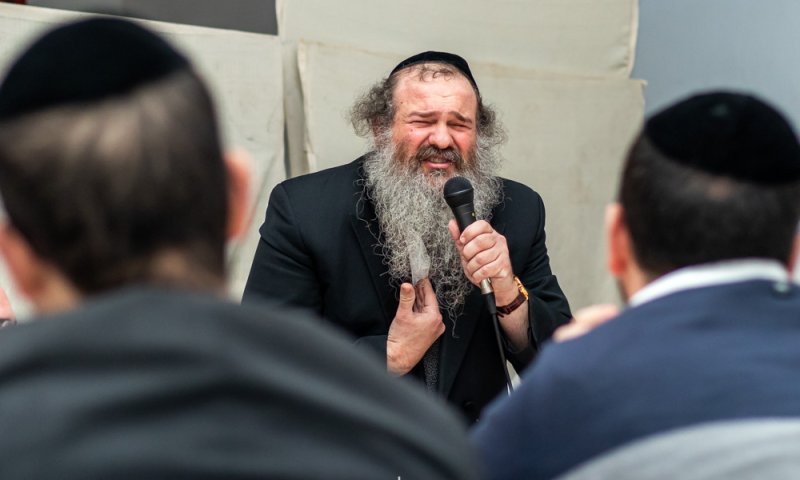 שידור חי: המגיד הליטאי מקונן על חורבן בית המקדש