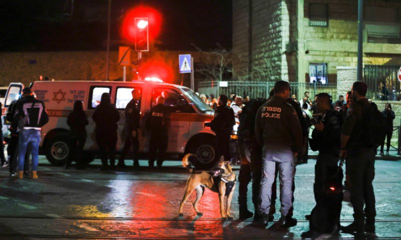 ערבים נעצרו לאחר שיידו אבנים בצומת נווה יעקב בירושלים