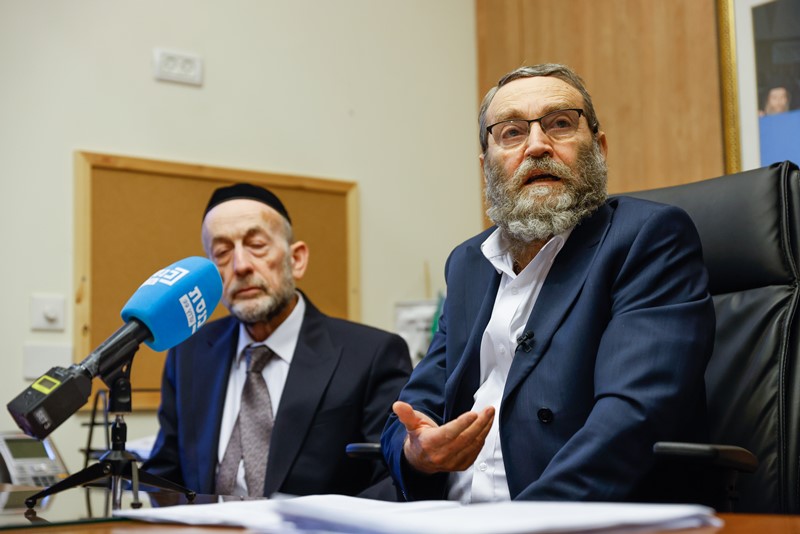 אוליביה פיטוסי, פלאש 90