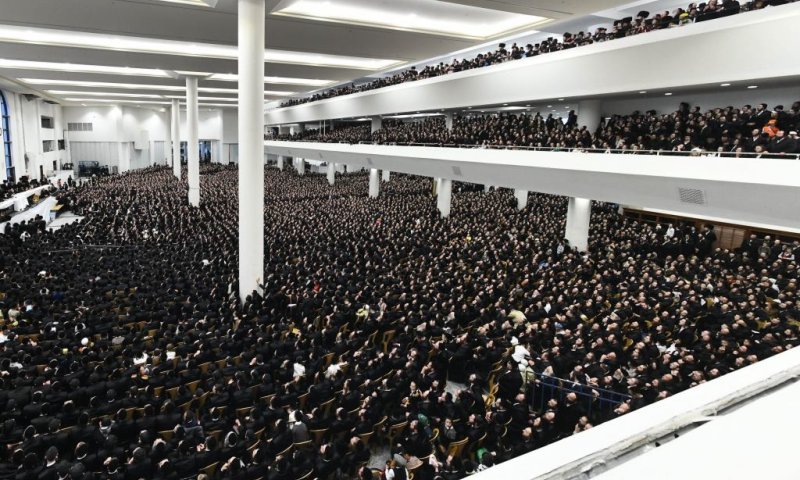 האיסור בחסידות גור על התקהלות בפורים: "בלי גראטשקע ברחובות"