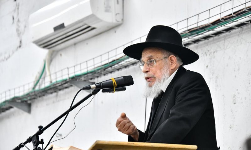ראש הישיבה: "מחפשים מומים בבני תורה - אל תלכו לנחלים, רק מזיעים"