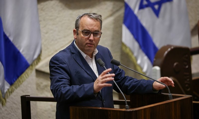 קריב הגיע לחקירה בלי טלפון ושתק. גורם במשטרה: "התנהגות עבריינית"