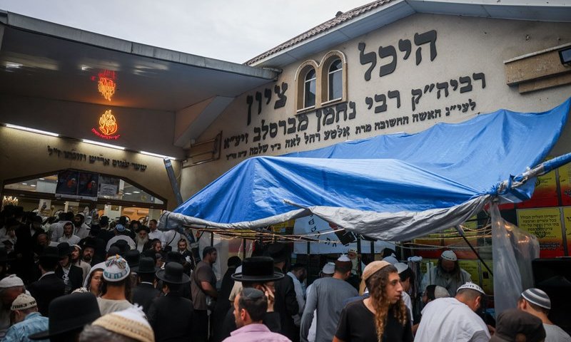 בכירי ברסלב חושפים: מאחורי הקלעים של הקרב על הטיסות לאומן