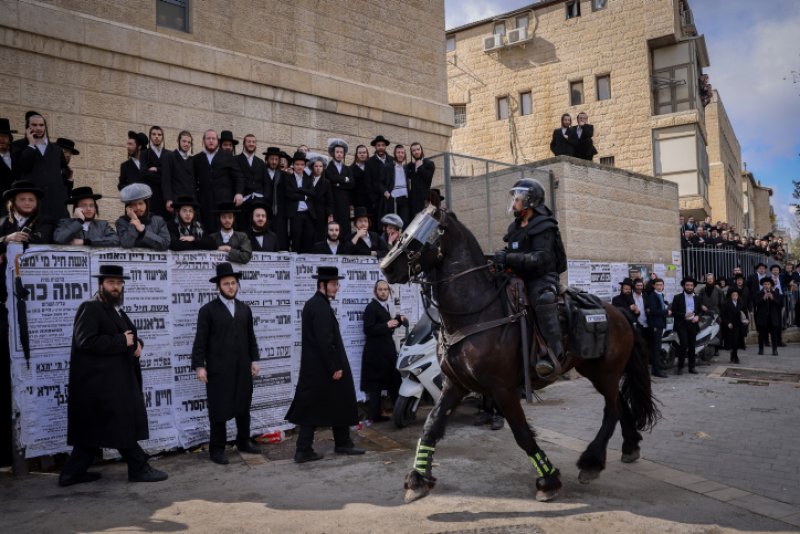 חיים גולדברג, פלאש 90