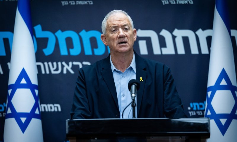 גנץ: "אנחנו בשעת כושר לפרק את פרויקט הגרעין האיראני"