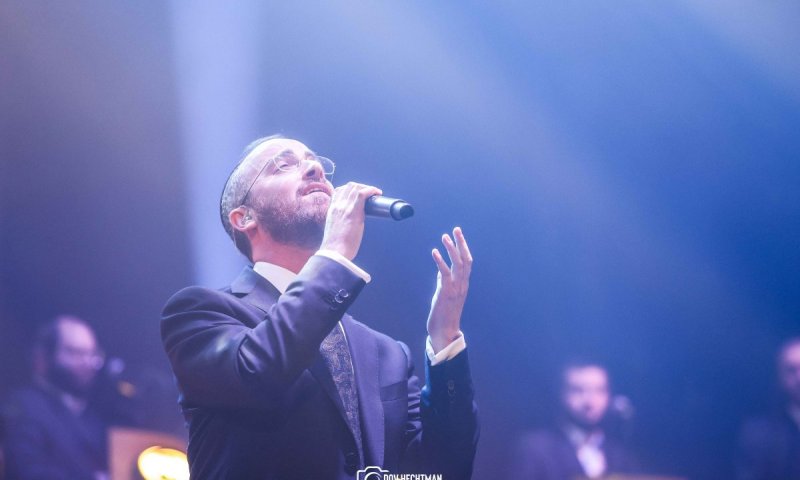 נפתלי קמפה עם אלבום ווקאלי של להיטים וקלאסיקות לימי הספירה