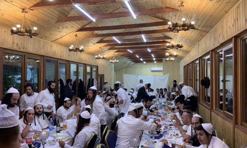 מעל 30 עריקים חרדים נעצרו היום בדרכם לאומן: "הכלא מלא בכיפות נ נח"