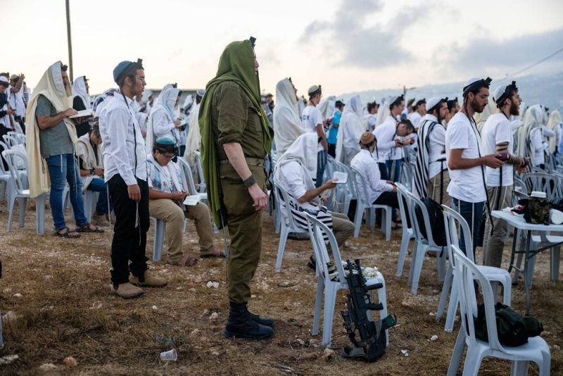 חיים גולדברג, פלאש 90