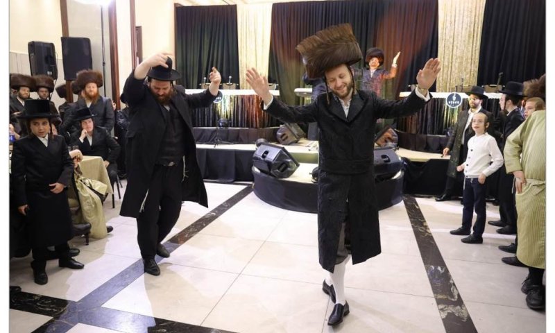 צפו: פרק 3-4 מפרויקט &ldquo;בר מצווה&rdquo; של יואלי דוידוביץ