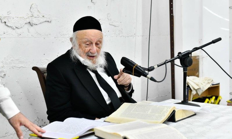 ראש הישיבה על המלחמה: "מיד שהיה אזעקה רצתי לחזון איש"