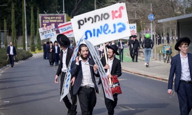 עימות באולפן בין יועז הנדל לינון מגל: "אתה מתנה לפלג הירושלמי"