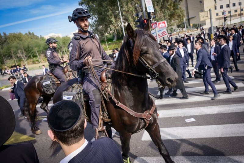 אבשלום שושני, פלאש 90