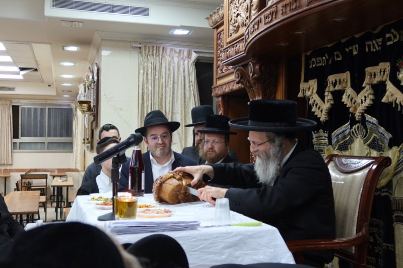 באדיבות המצלם