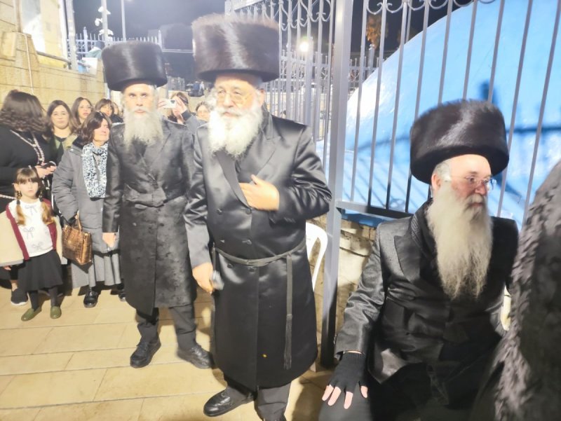 באדיבות המצלם