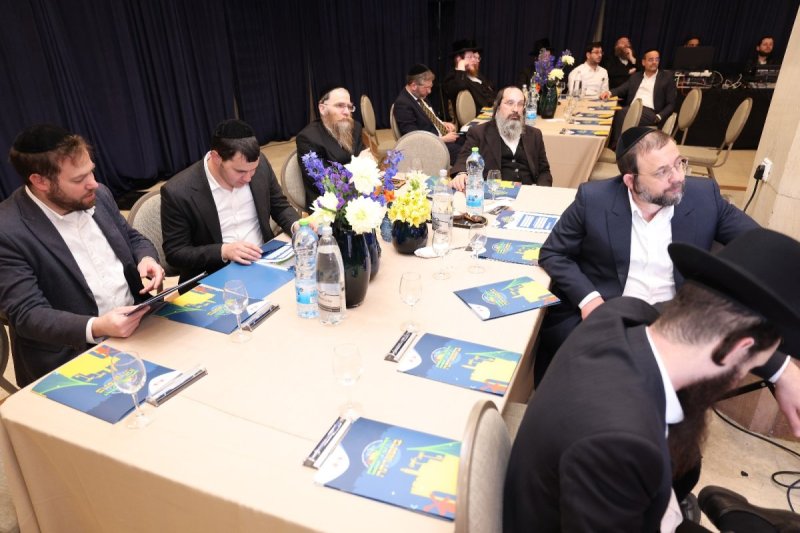 יעקב נחומי