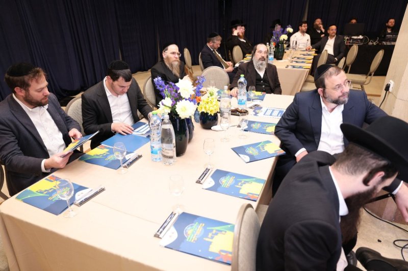 יעקב נחומי