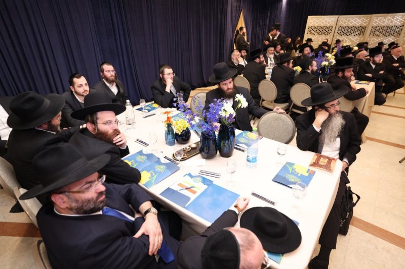 יעקב נחומי