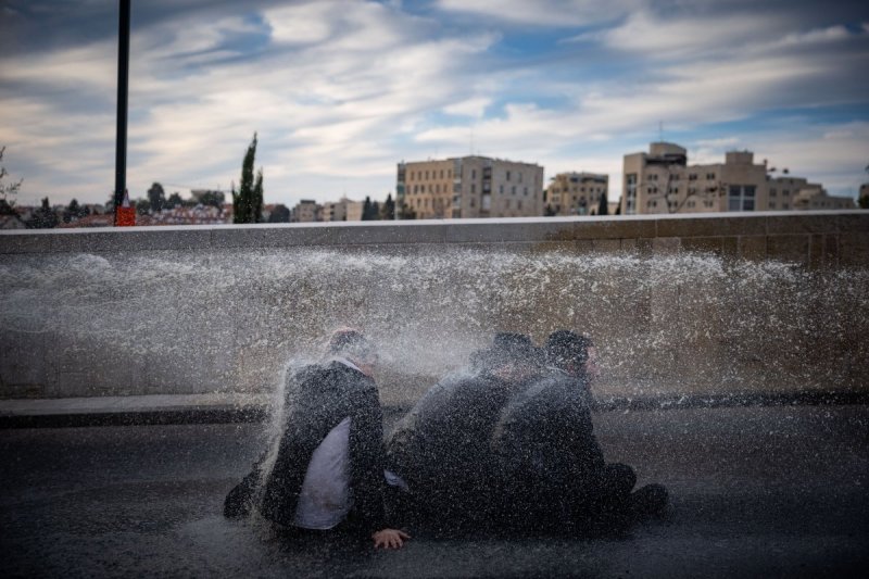 חיים גולדברג, פלאש 90