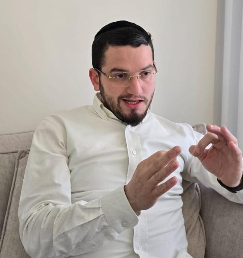 באדיבות המצלם