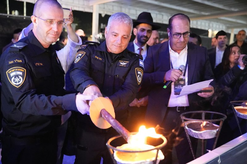 דוד מנדלסון ומאיר זלזניק