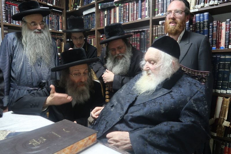 באדיבות המצלם