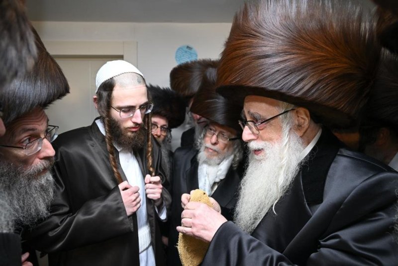 משה גולדשטיין וא. אייזנבאך